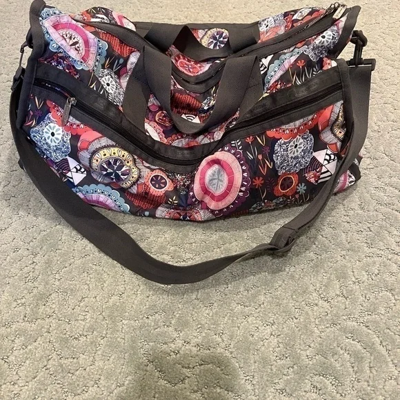 LESPORTSAC weekender carryon travel large duffle multi print - Picture 2 of 13